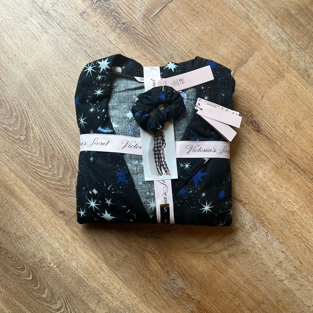 NWT | Victoria’s Secret | Flannel Long PJ Set